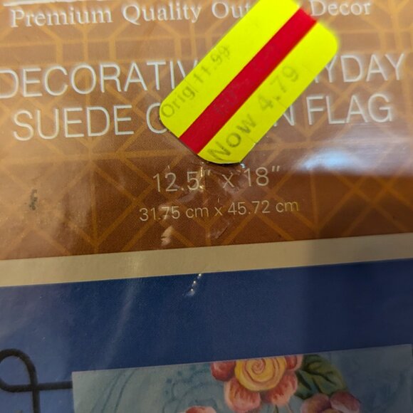 Group of 4 Spring Themed Outdoor Flags - Picture 14 of 14